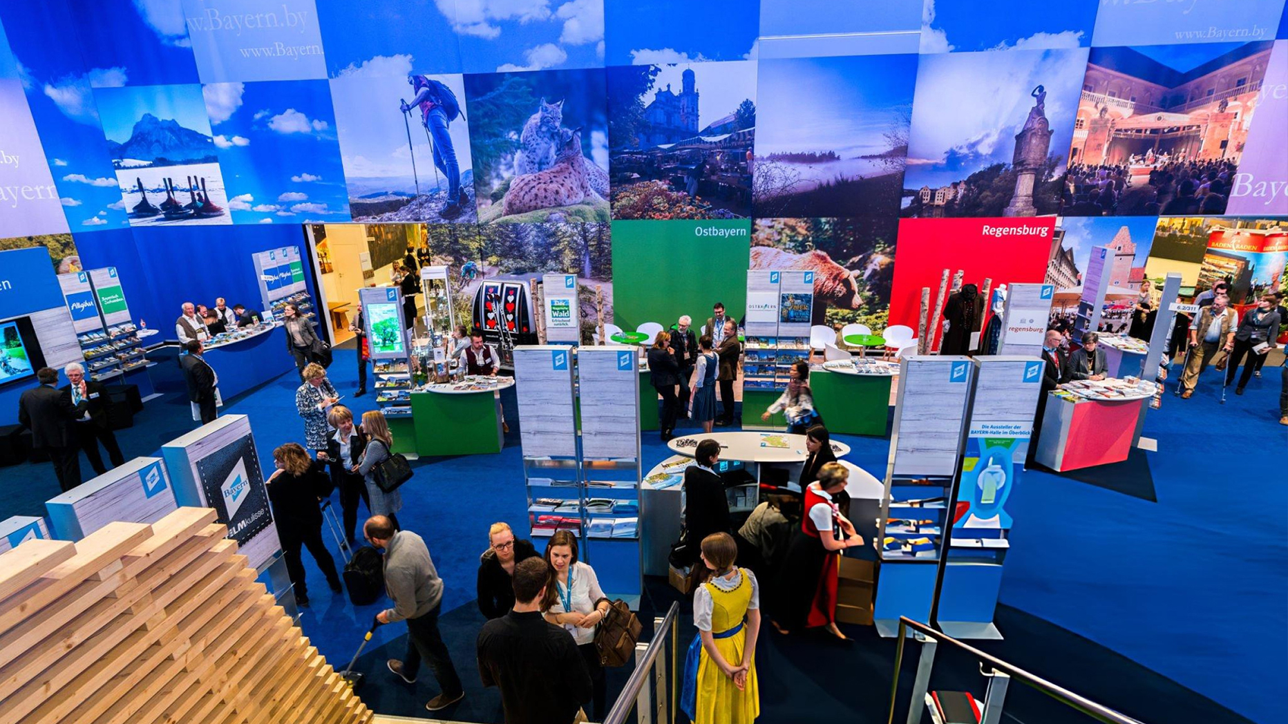 Custom trade show booth with eye-catching design and brand logo